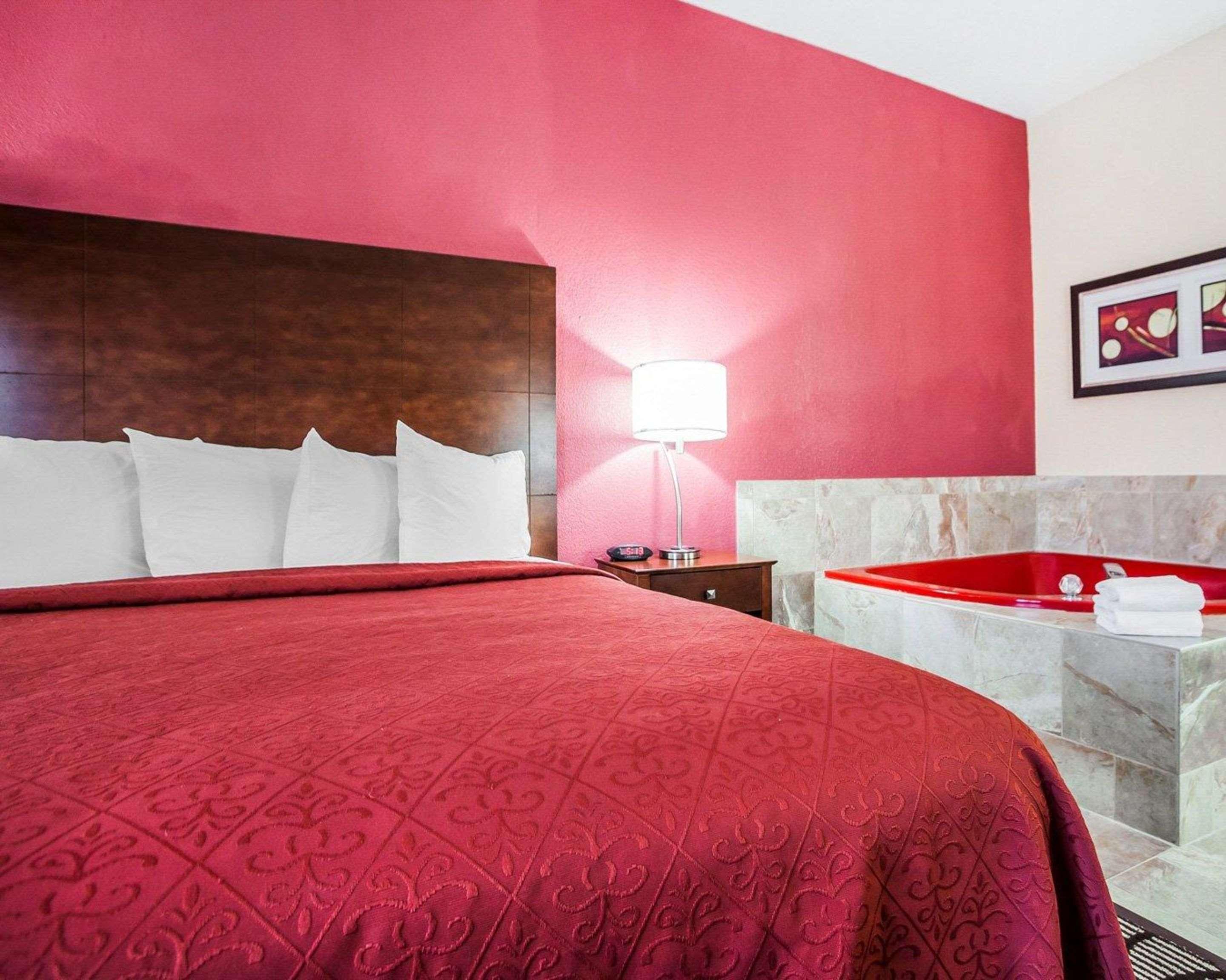 Quality Inn & Suites Altoona - Des Moines Dış mekan fotoğraf