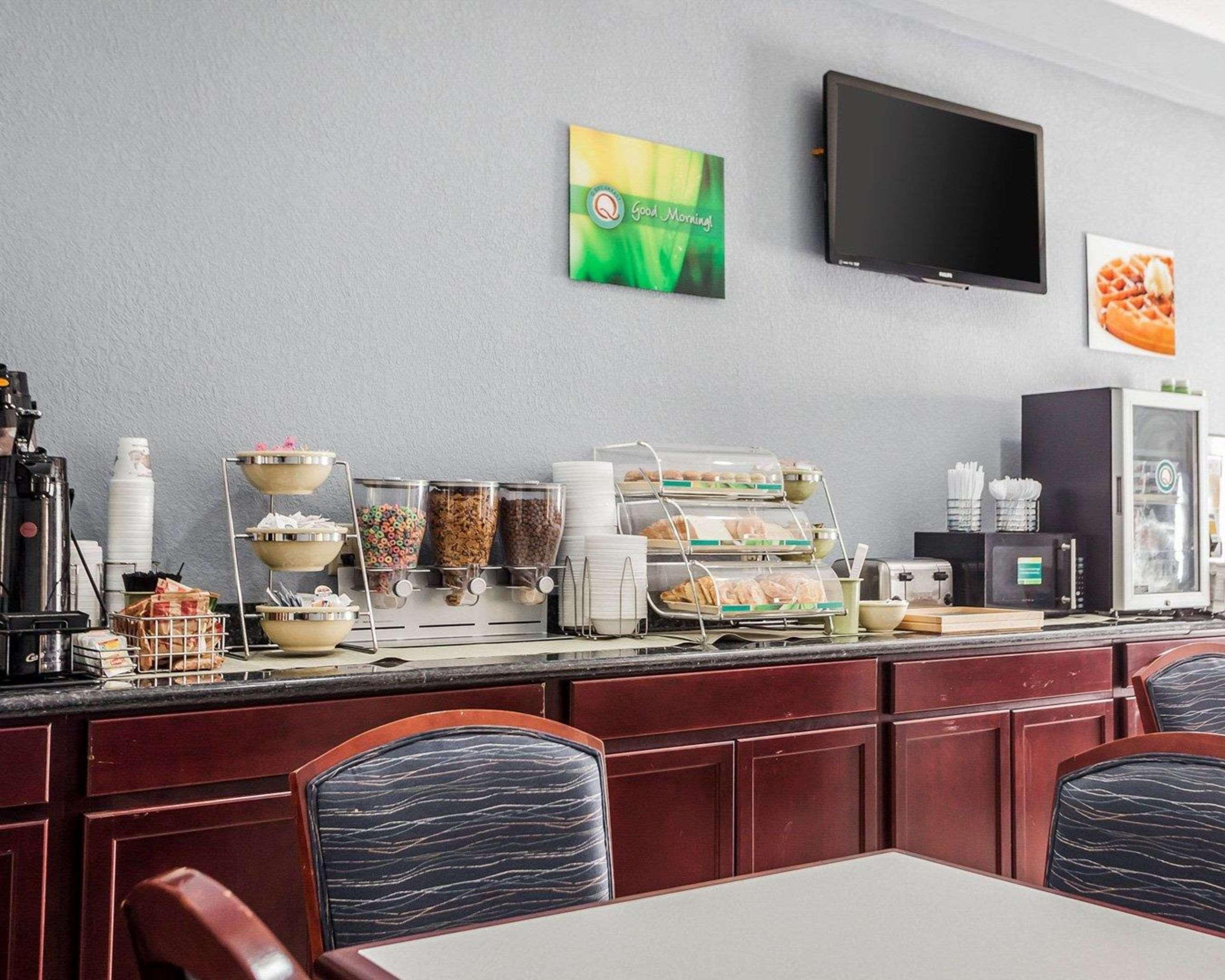 Quality Inn & Suites Altoona - Des Moines Dış mekan fotoğraf