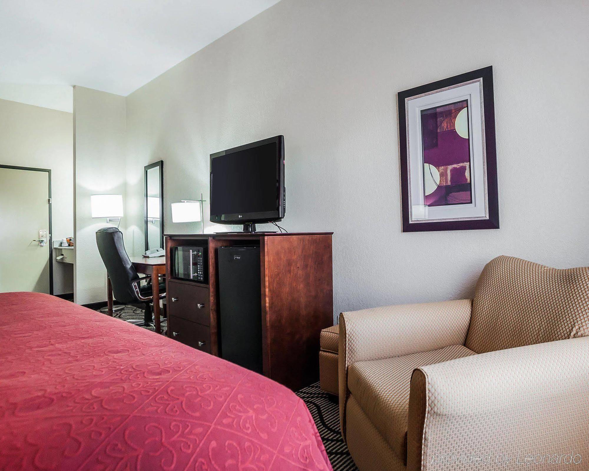 Quality Inn & Suites Altoona - Des Moines Dış mekan fotoğraf